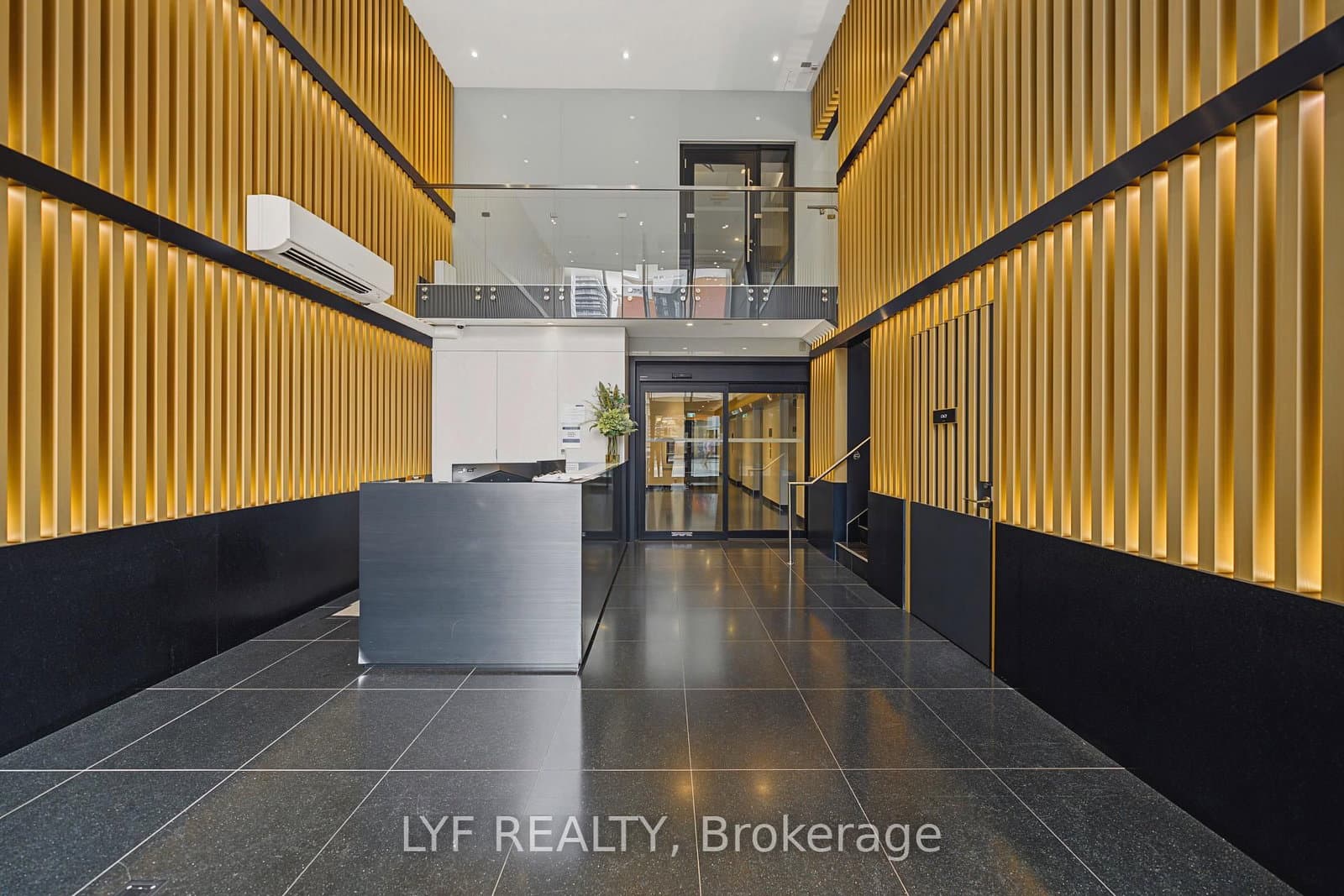 357 King Street W, Unit 2403 thumbnail 7
