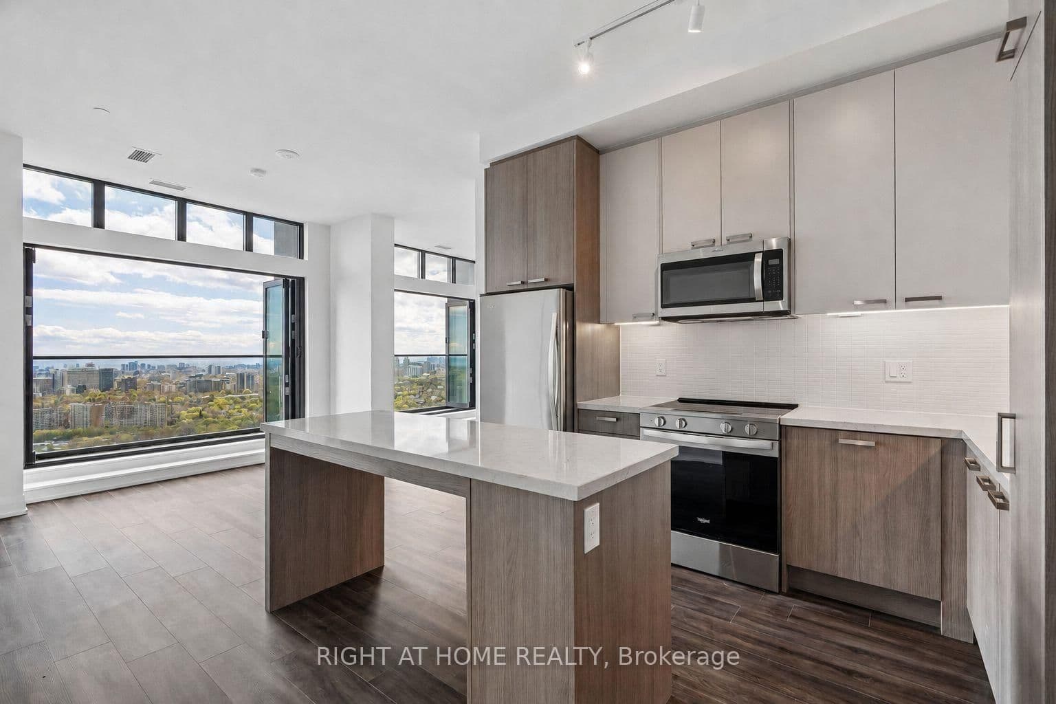 20 Soudan Avenue, Unit PH03 thumbnail 12