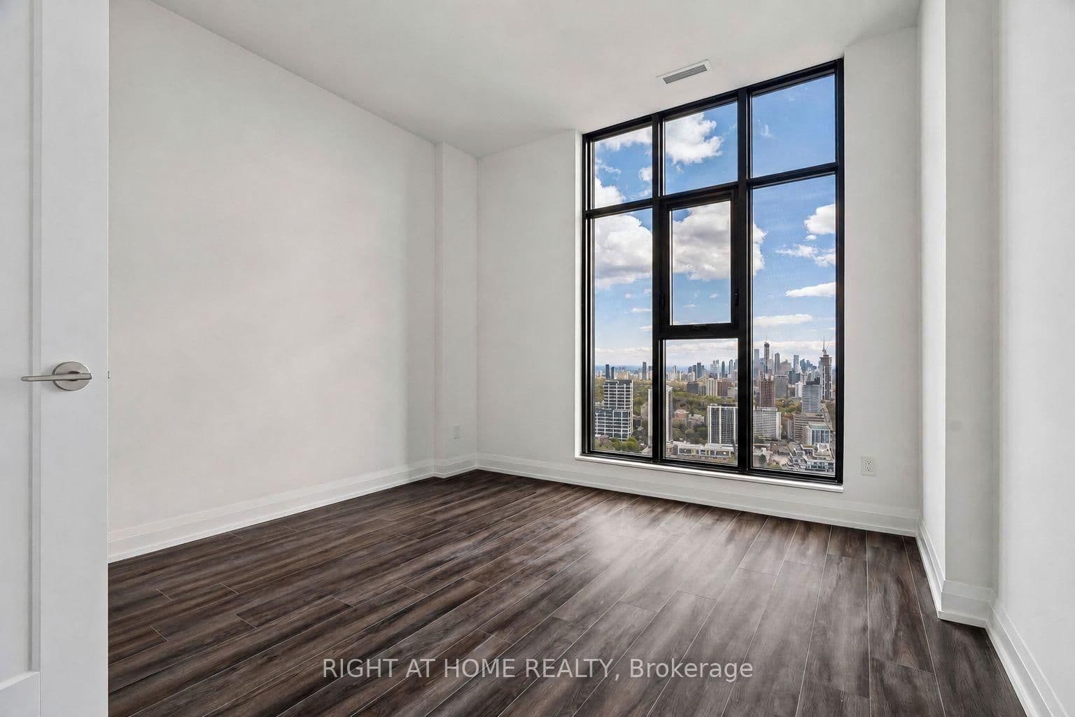20 Soudan Avenue, Unit PH03 thumbnail 23