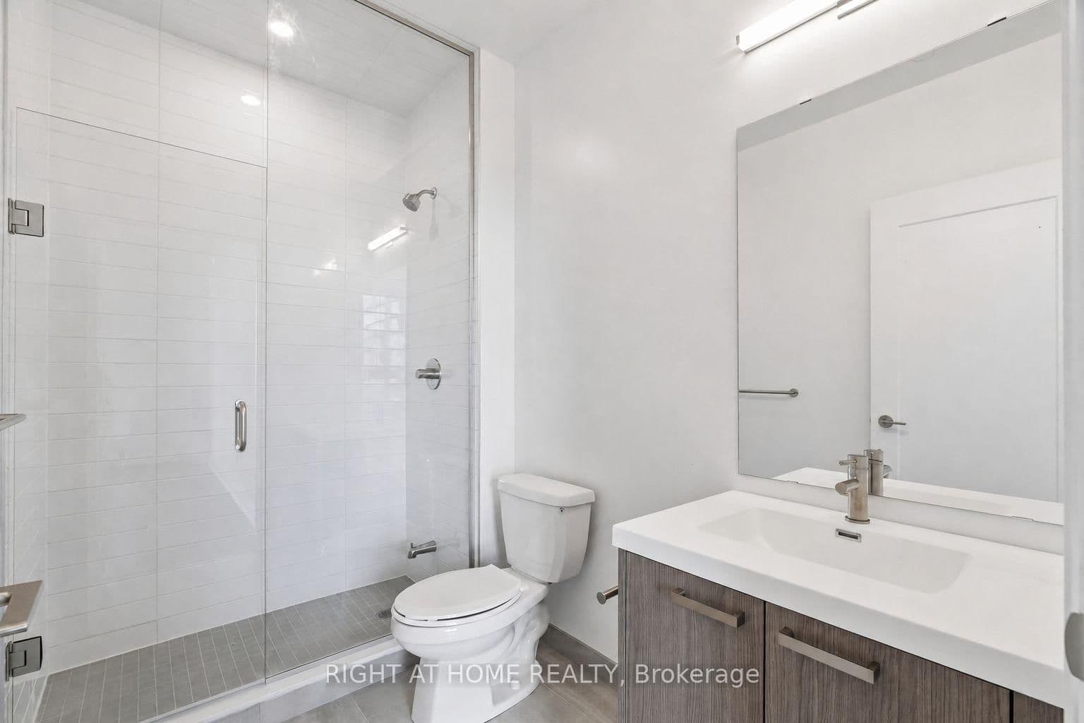 20 Soudan Avenue, Unit PH03 thumbnail 25