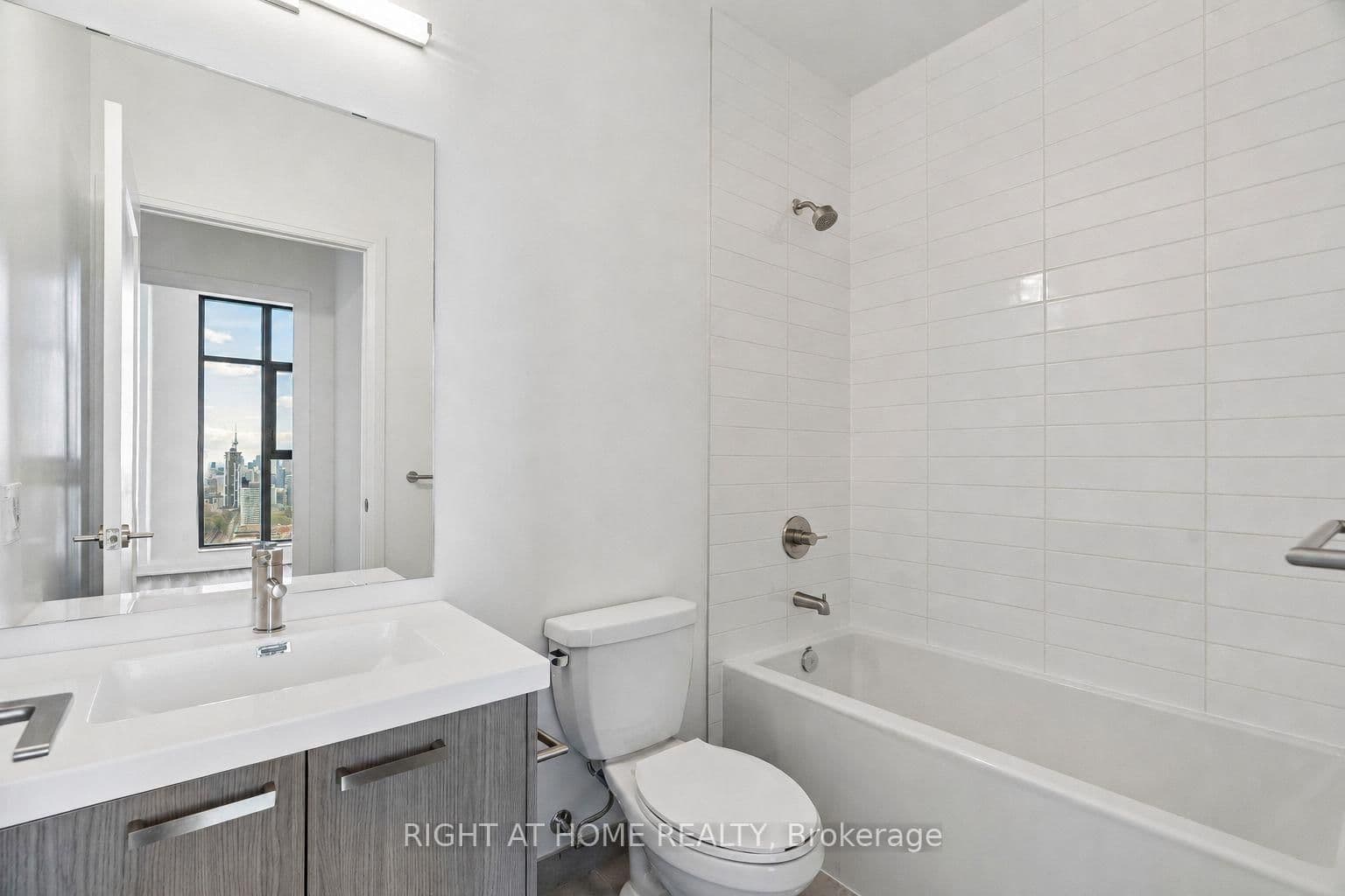 20 Soudan Avenue, Unit PH03 thumbnail 27