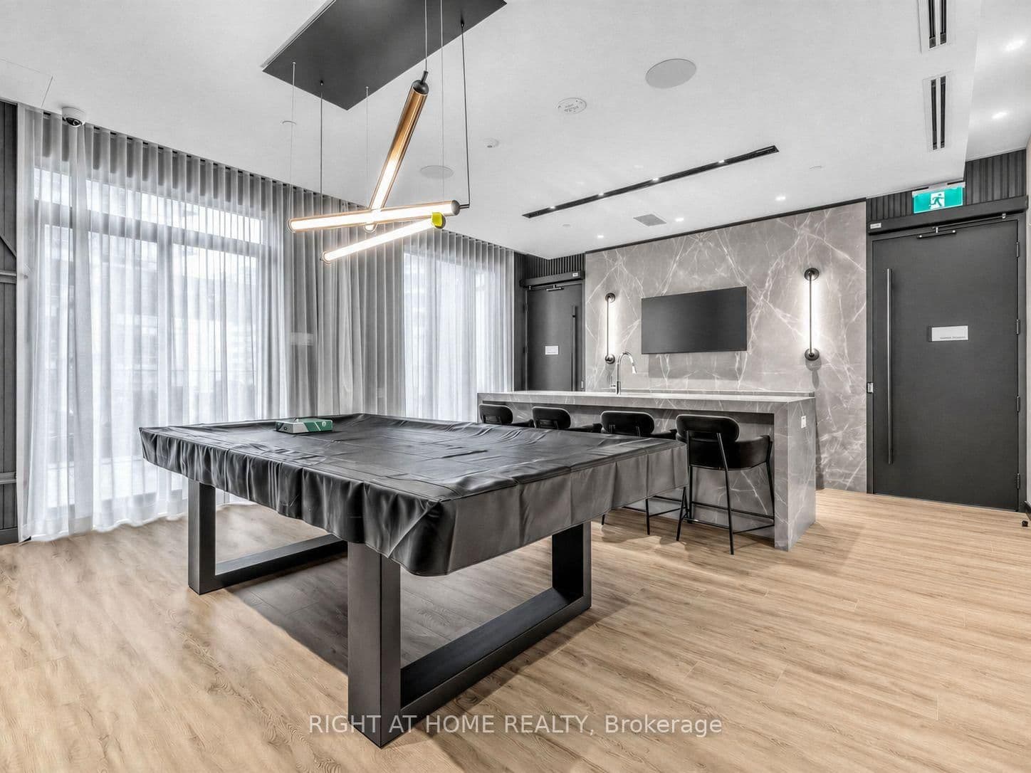 20 Soudan Avenue, Unit PH03 thumbnail 28
