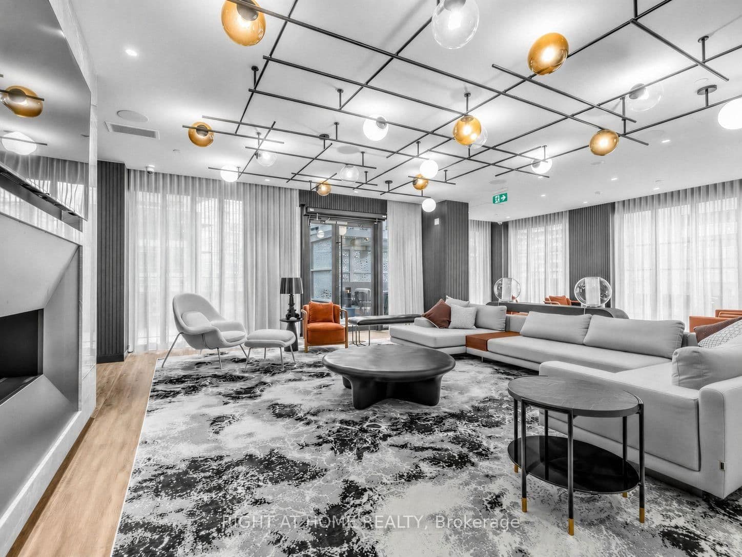 20 Soudan Avenue, Unit PH03 thumbnail 3