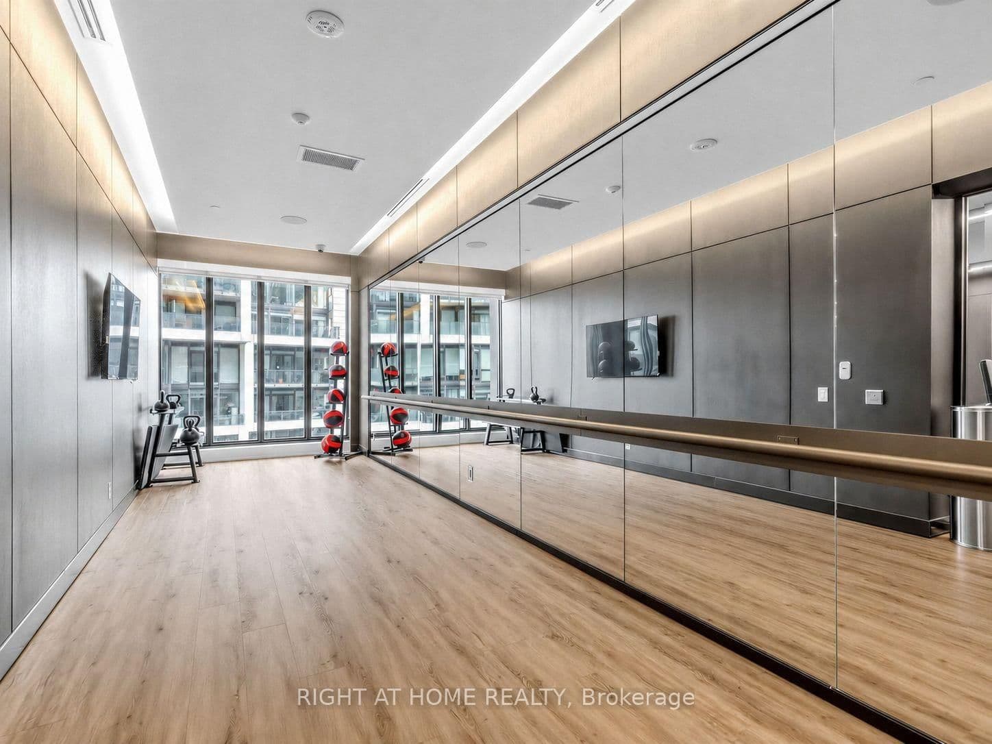 20 Soudan Avenue, Unit PH03 thumbnail 31