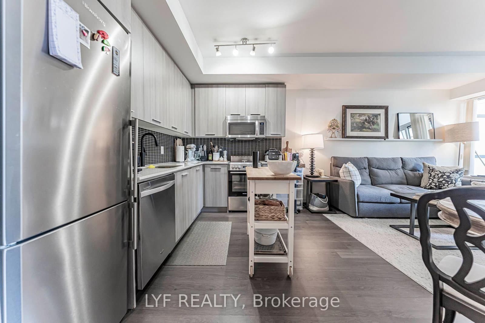 105 George Street, Unit 402 thumbnail 12