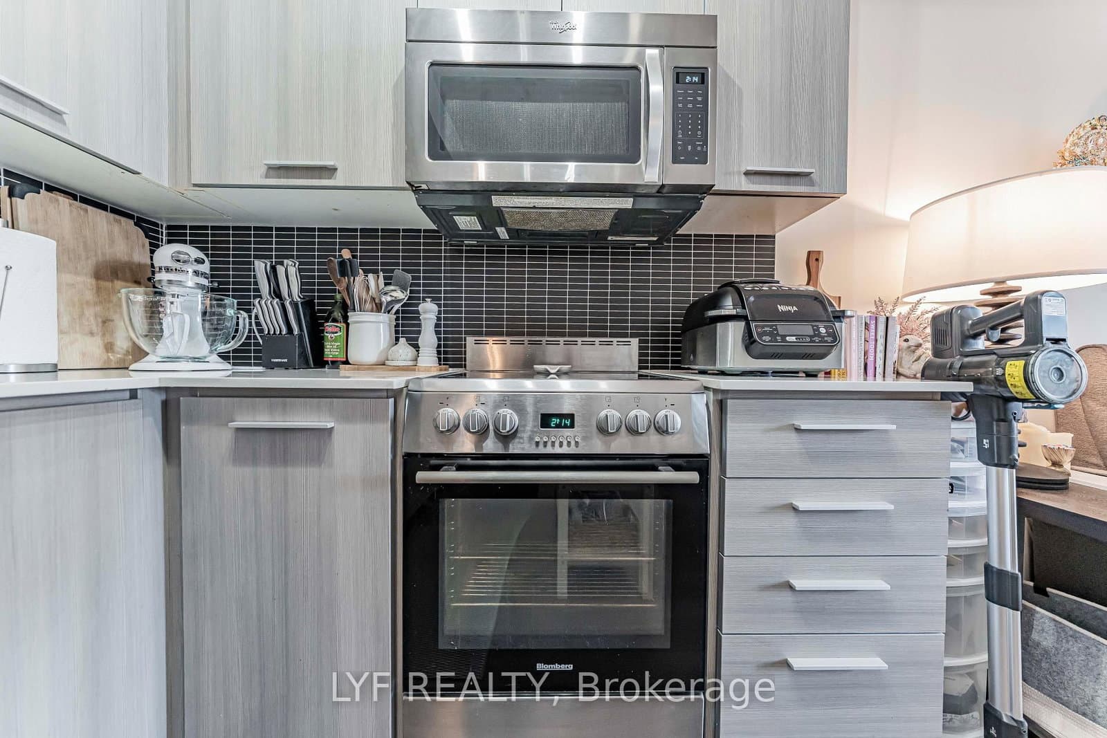 105 George Street, Unit 402 thumbnail 15