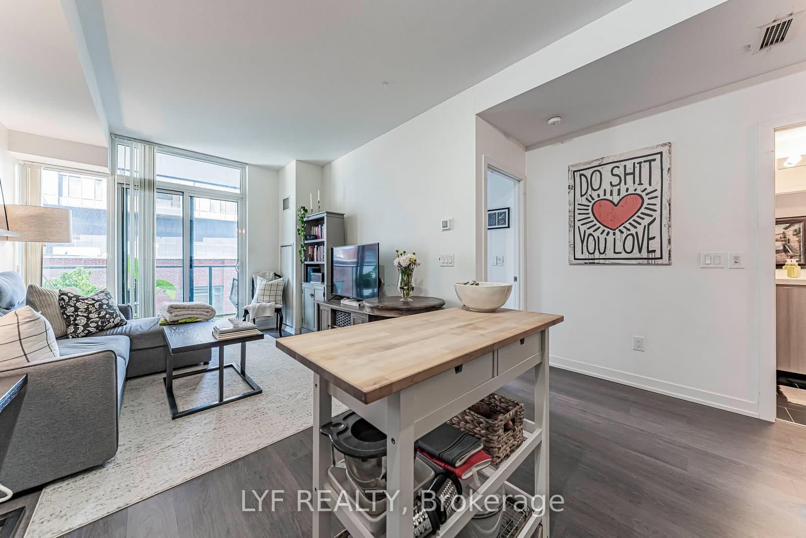 105 George Street, Unit 402 thumbnail 17