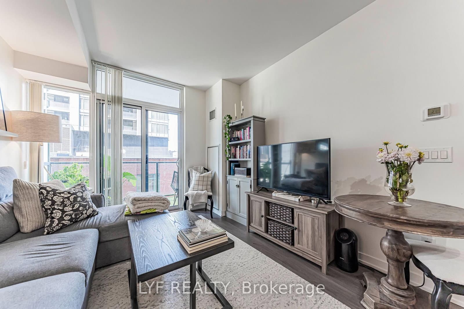 105 George Street, Unit 402 thumbnail 20