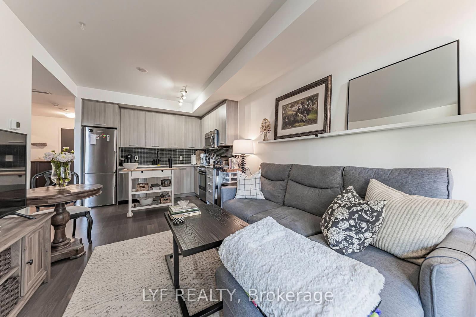 105 George Street, Unit 402 thumbnail 23