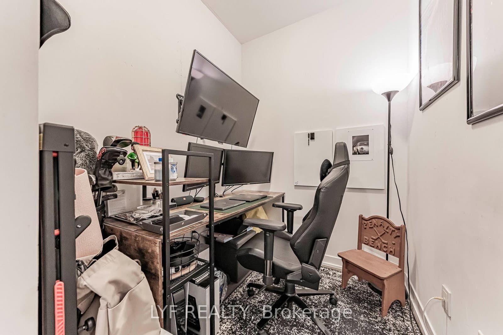 105 George Street, Unit 402 thumbnail 33