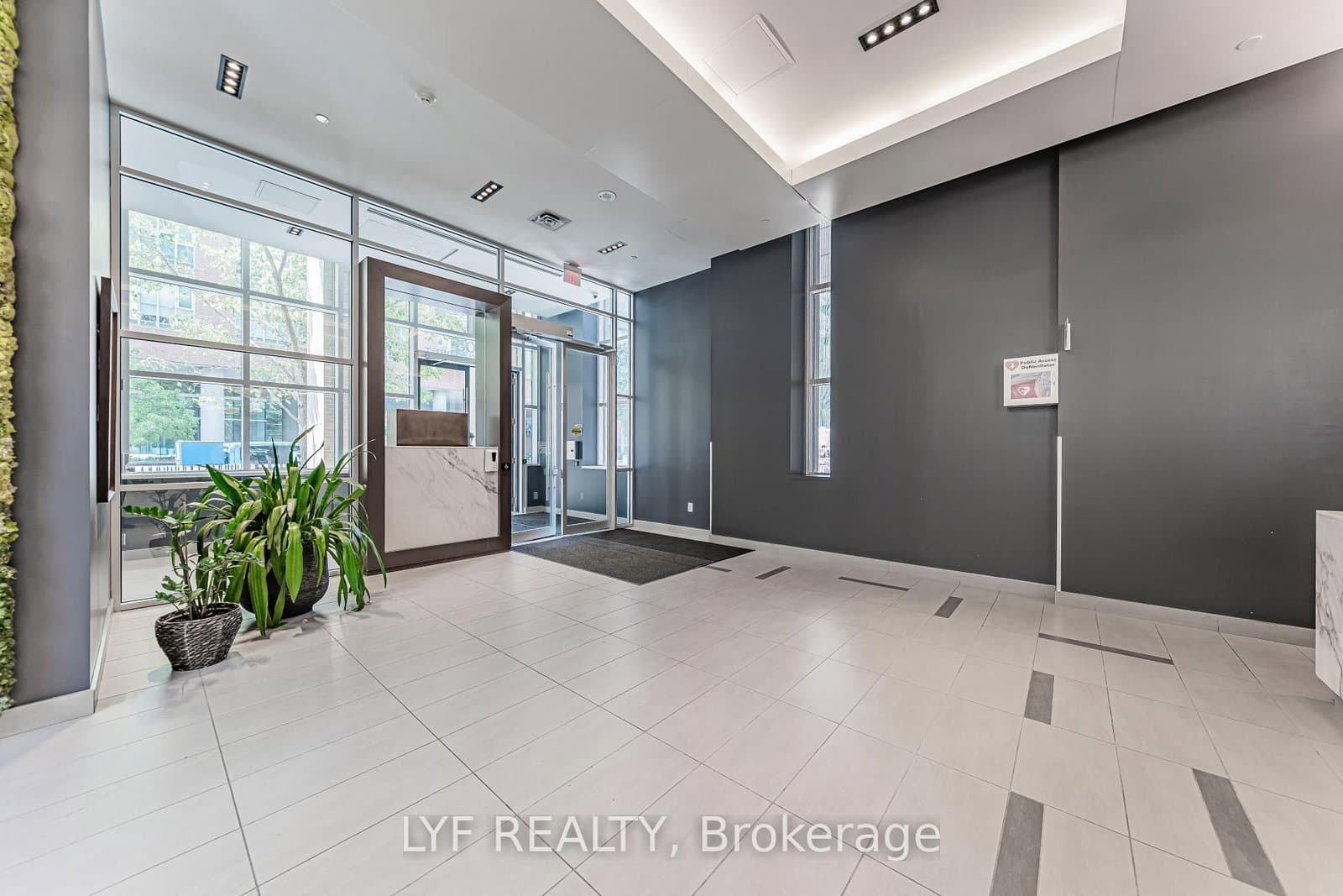 105 George Street, Unit 402 thumbnail 38