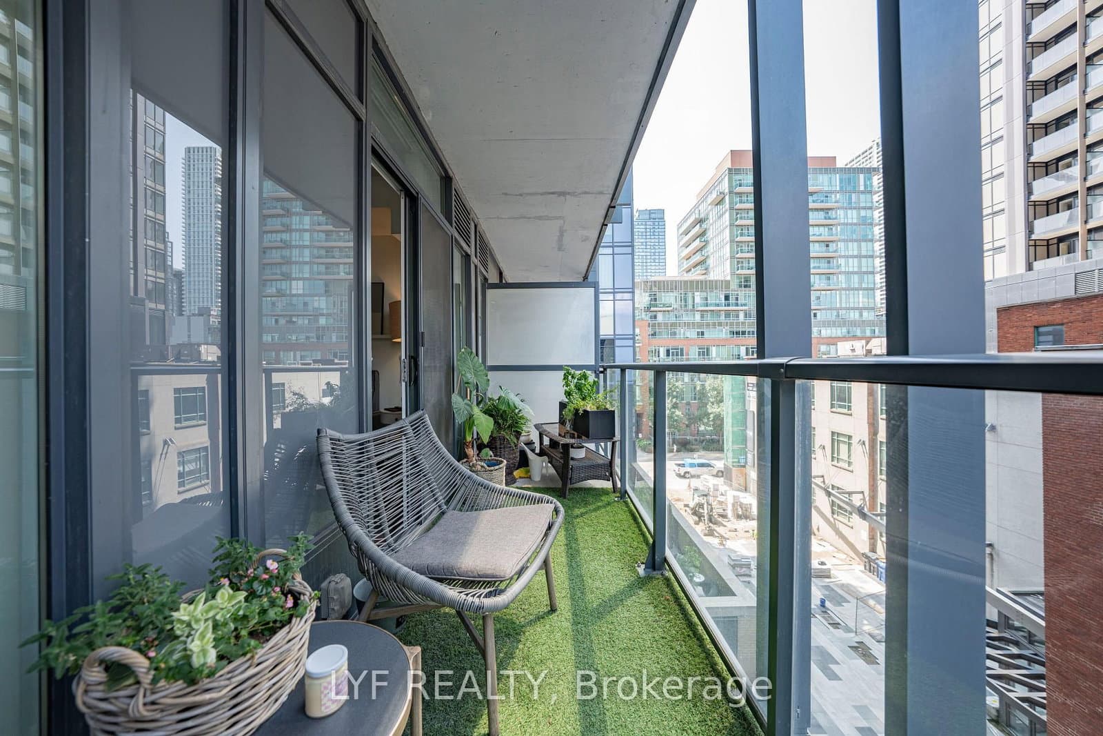 105 George Street, Unit 402 thumbnail 7