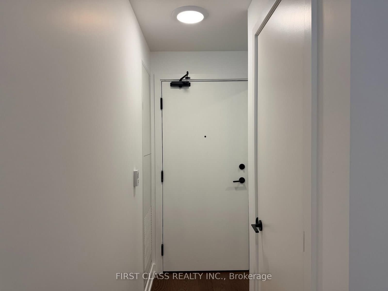 91 Montclair Avenue, Unit 508 thumbnail 6