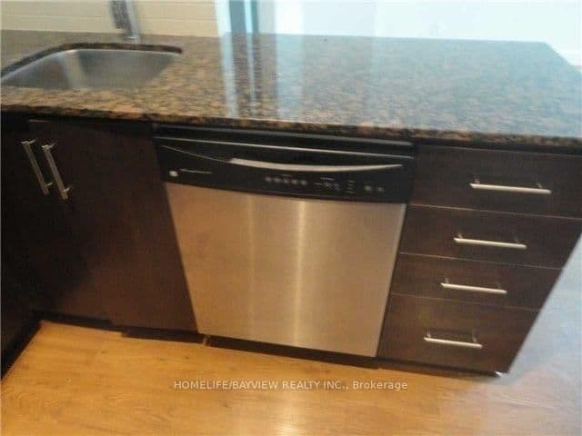 112 George Street, Unit S601 thumbnail 6