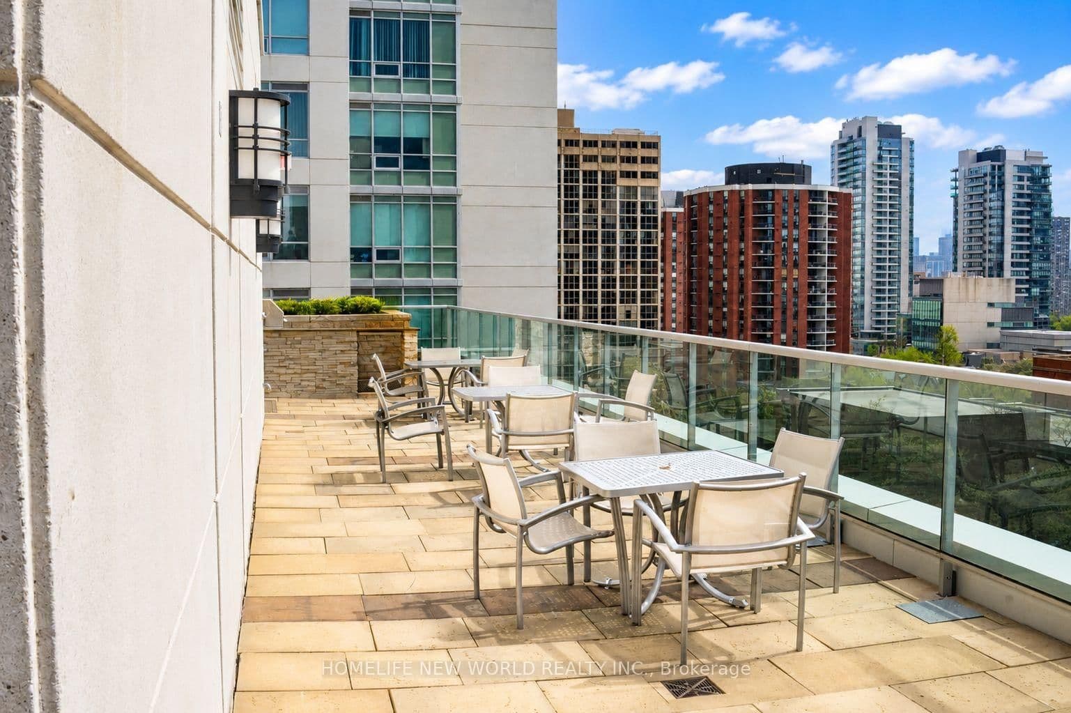 120 Homewood Avenue, Unit 512 thumbnail 14