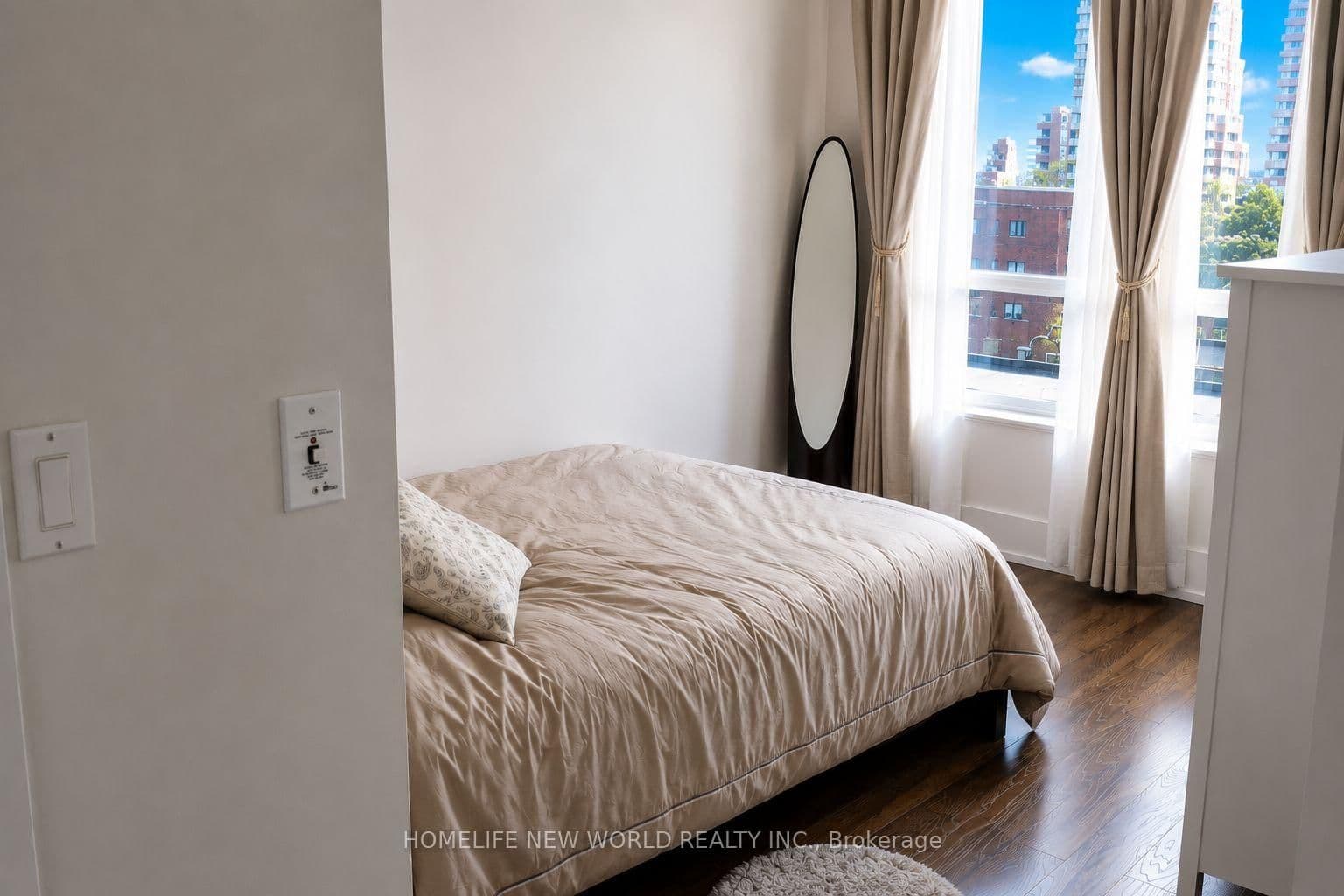 120 Homewood Avenue, Unit 512 thumbnail 4