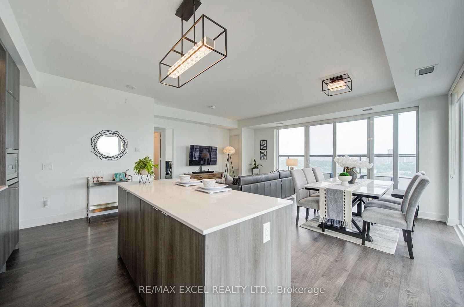 20 Inn On The Park Drive, Unit 2331 thumbnail 14