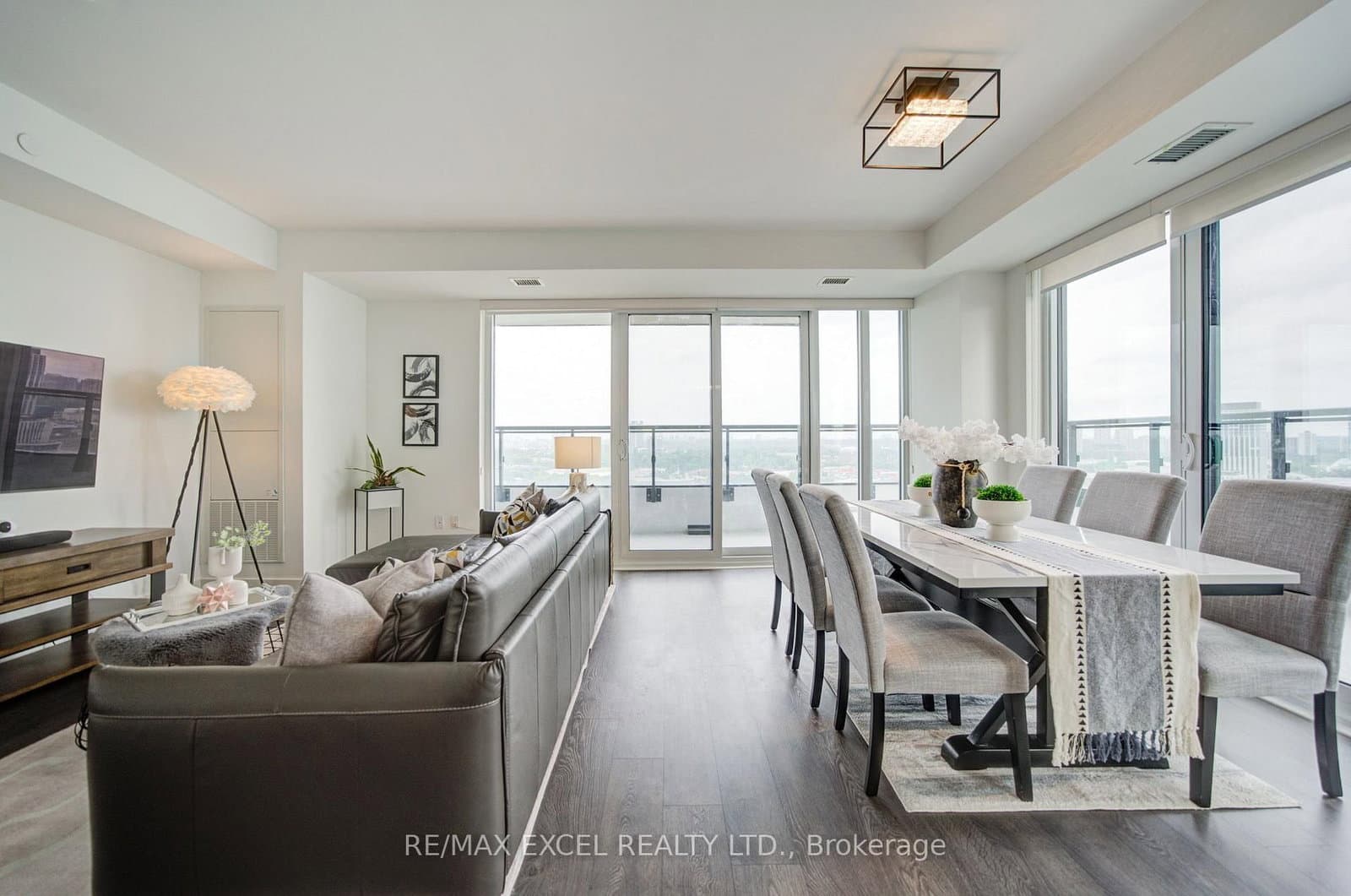 20 Inn On The Park Drive, Unit 2331 thumbnail 20