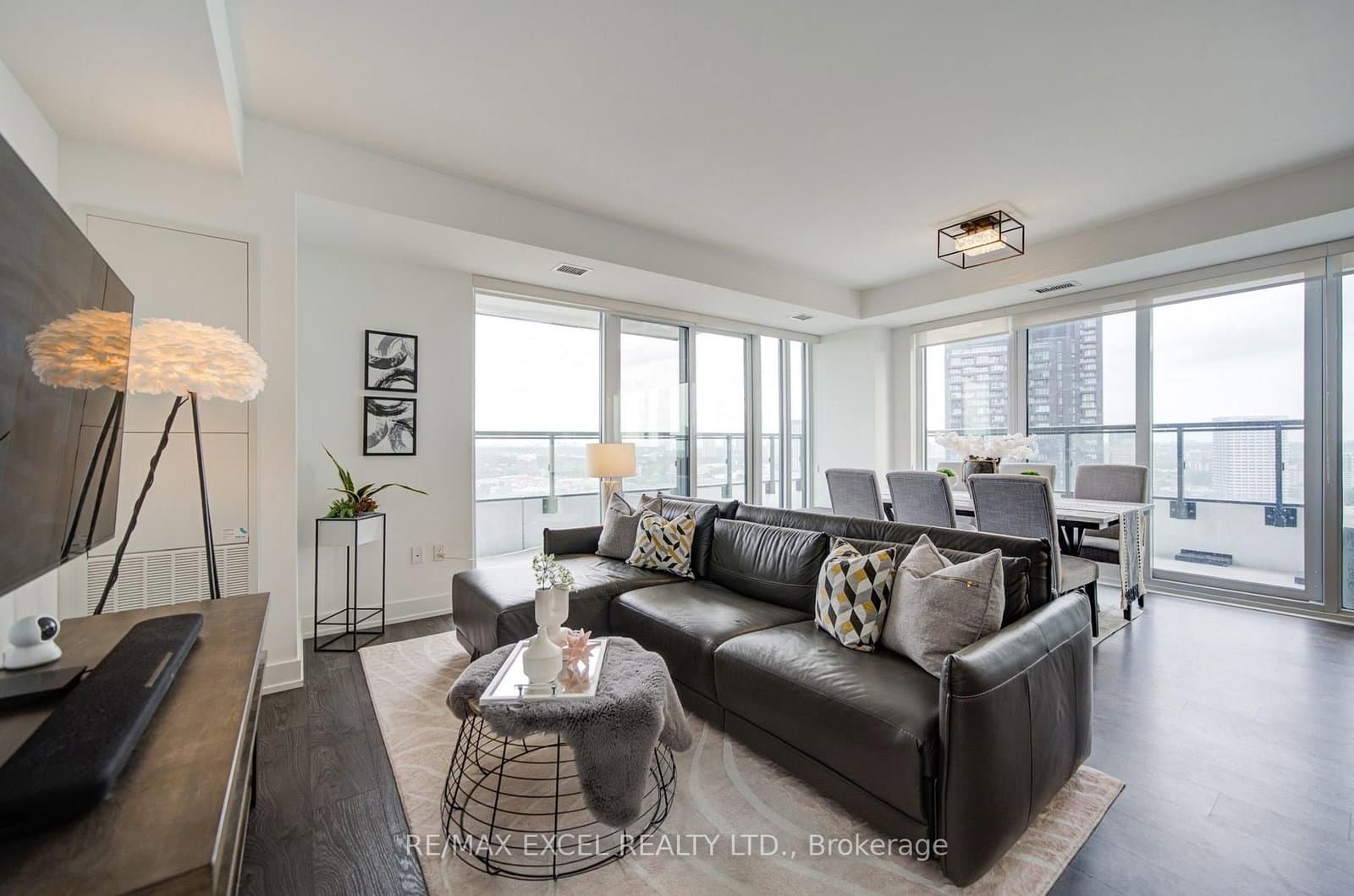20 Inn On The Park Drive, Unit 2331 thumbnail 22