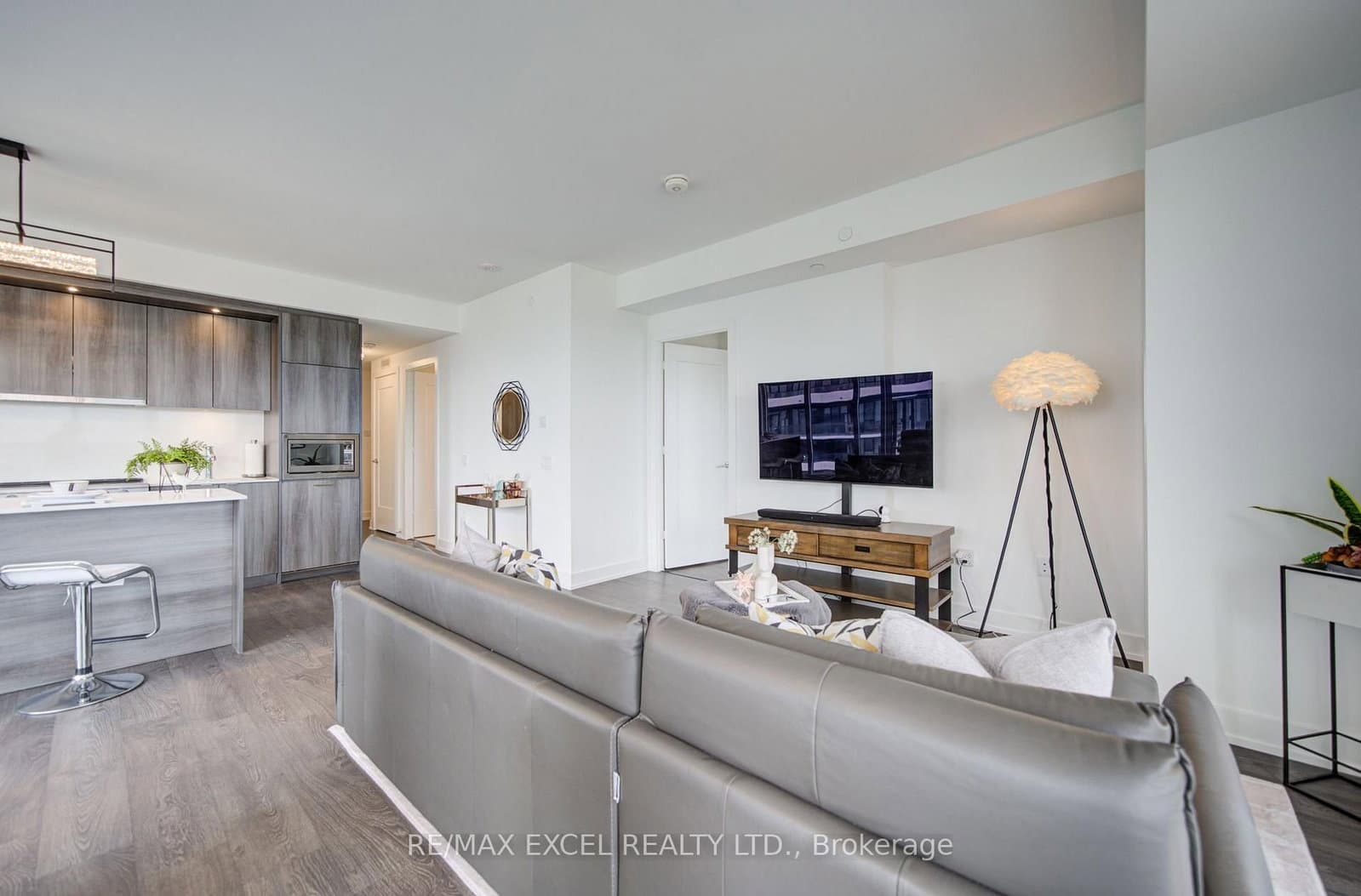 20 Inn On The Park Drive, Unit 2331 thumbnail 24