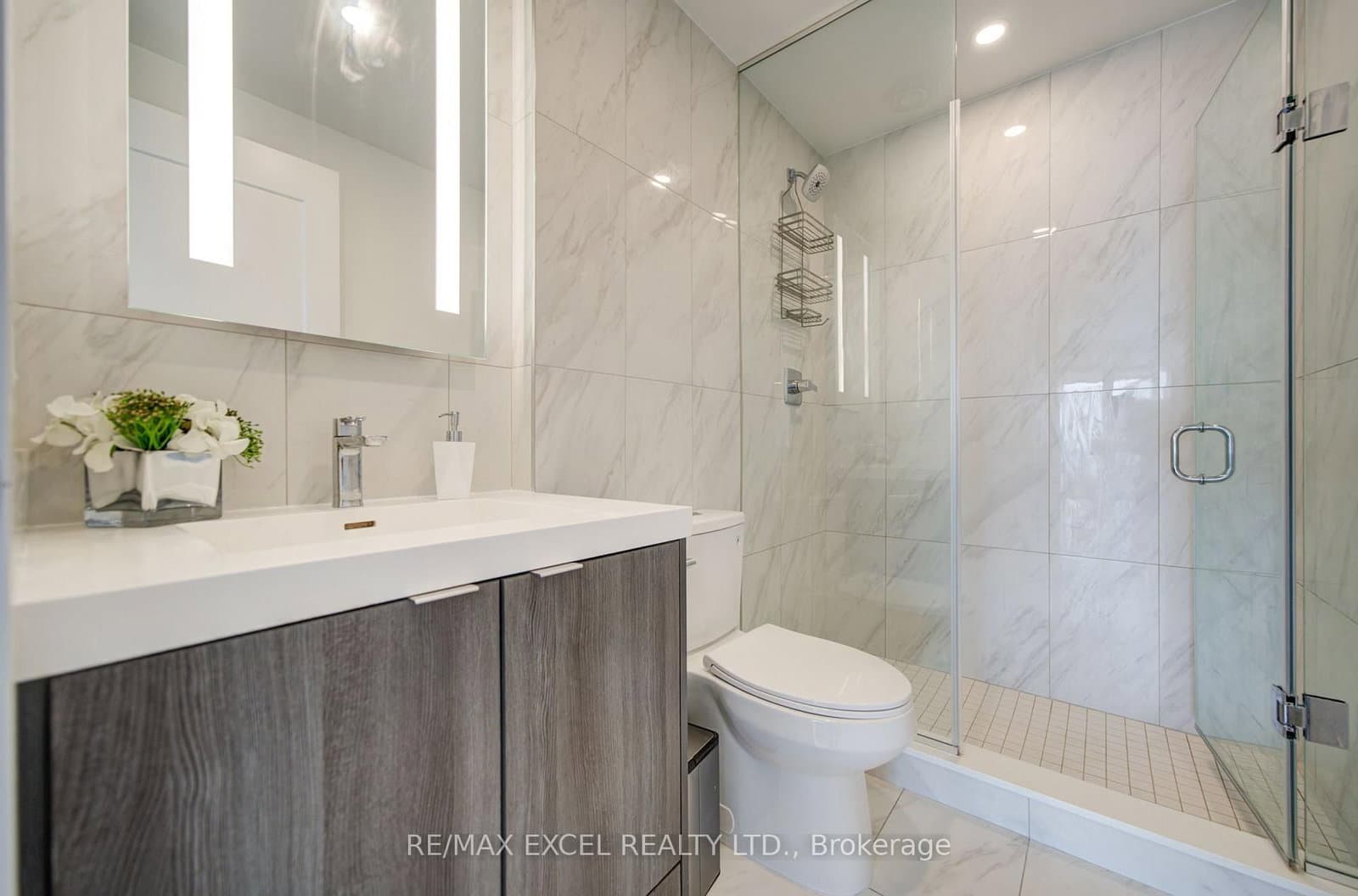 20 Inn On The Park Drive, Unit 2331 thumbnail 25