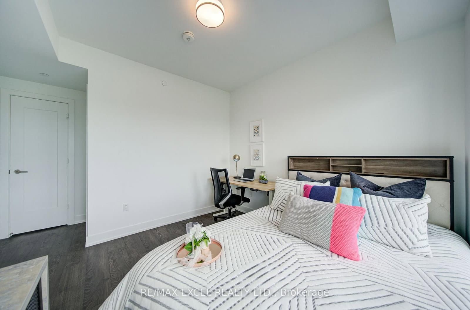 20 Inn On The Park Drive, Unit 2331 thumbnail 29