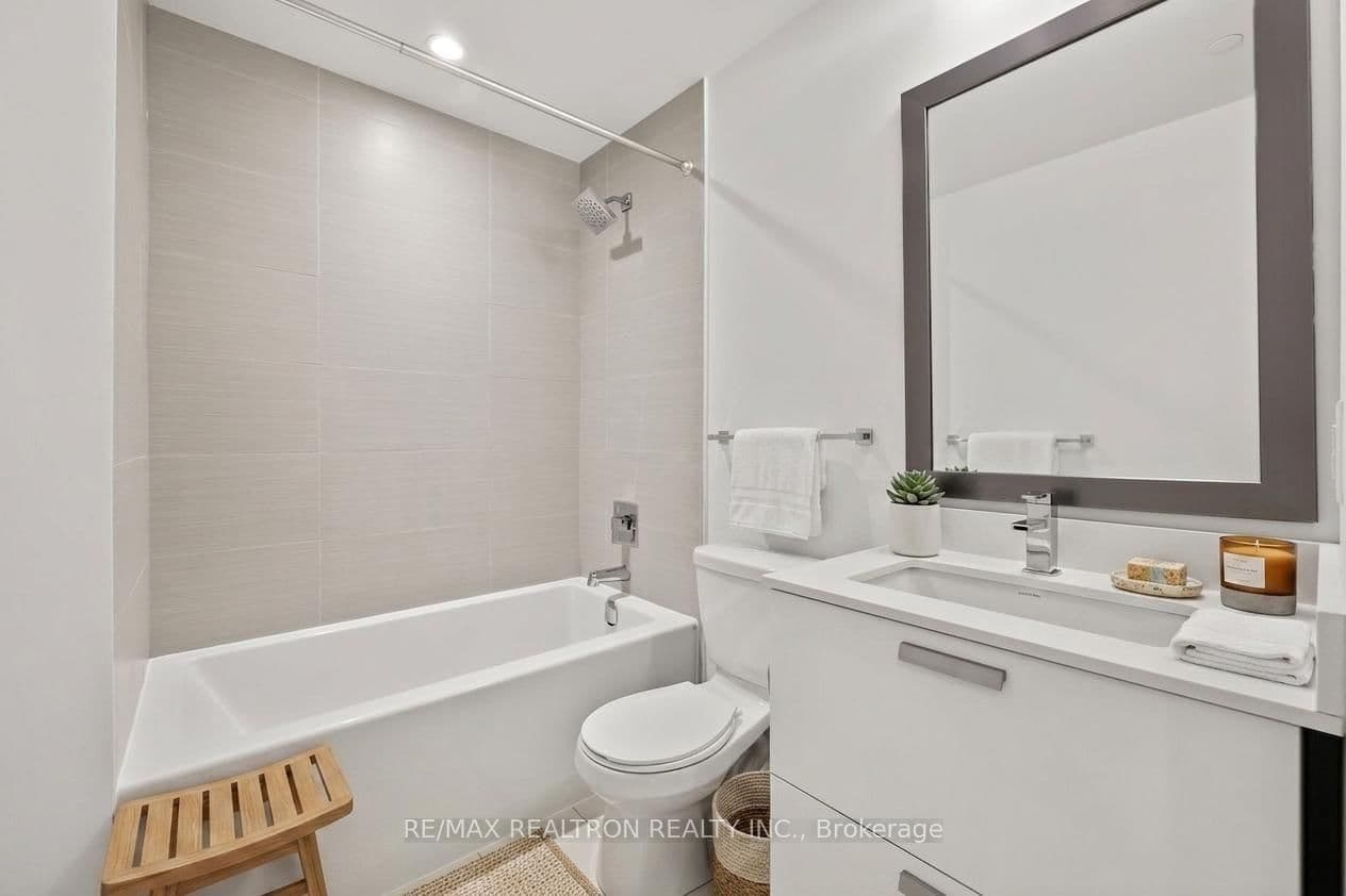 9 Bogert Avenue, Unit 1104 thumbnail 6
