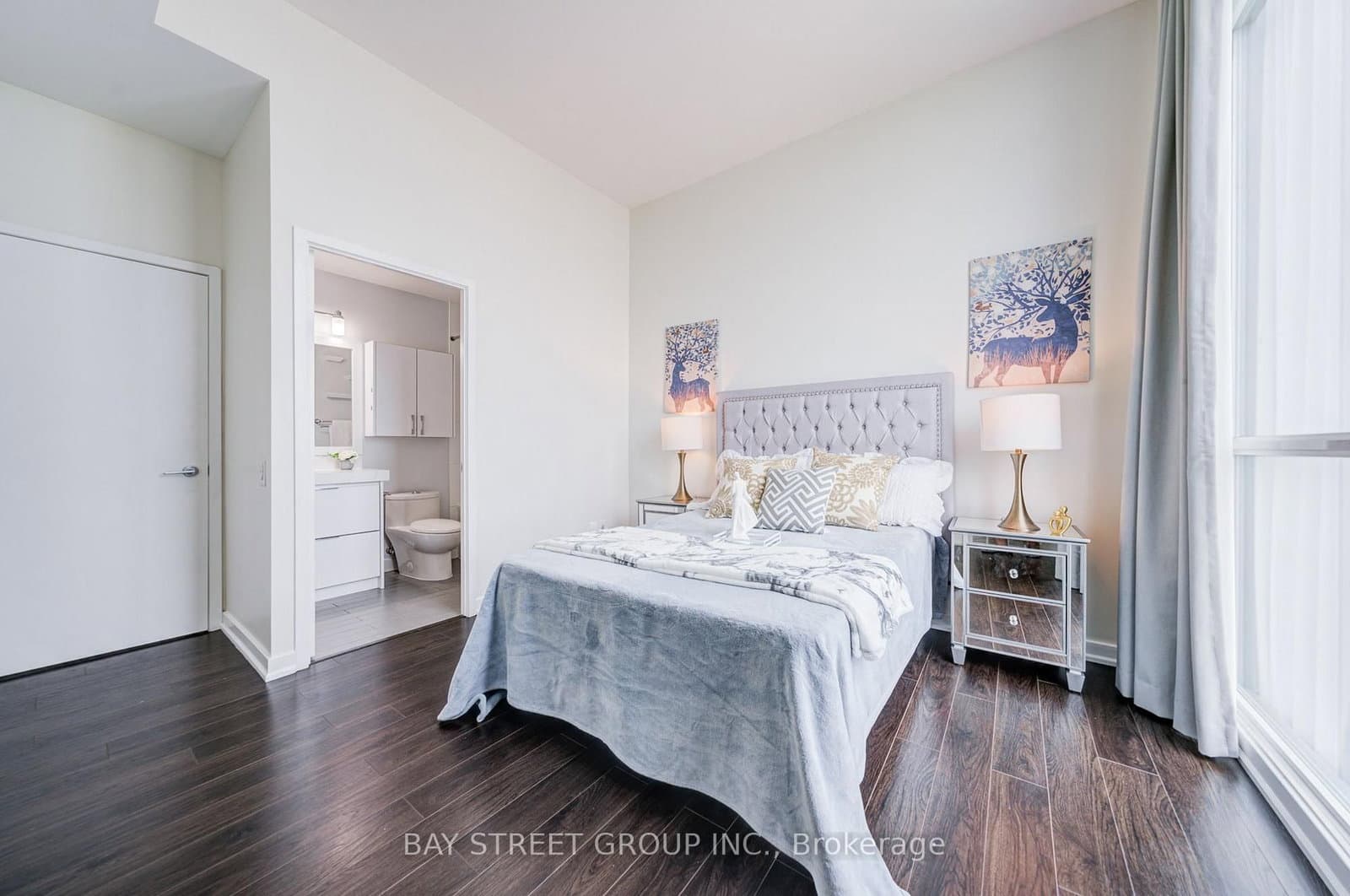 33 Singer Court, Unit Ph02 thumbnail 17