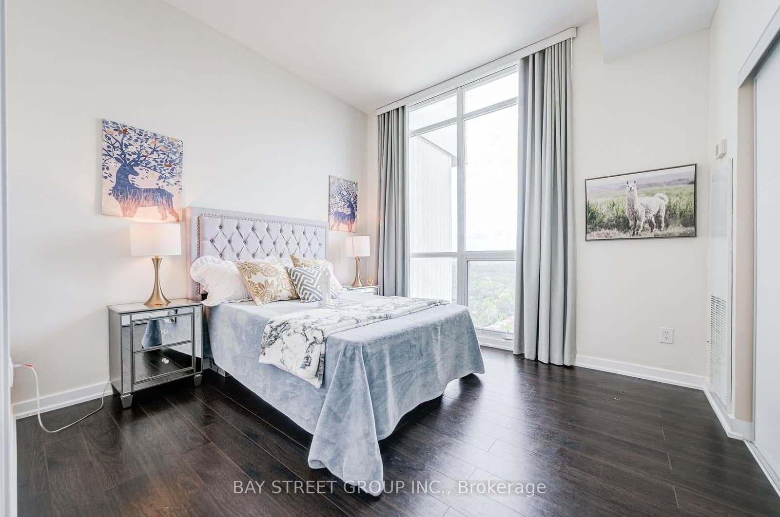 33 Singer Court, Unit Ph02 thumbnail 18