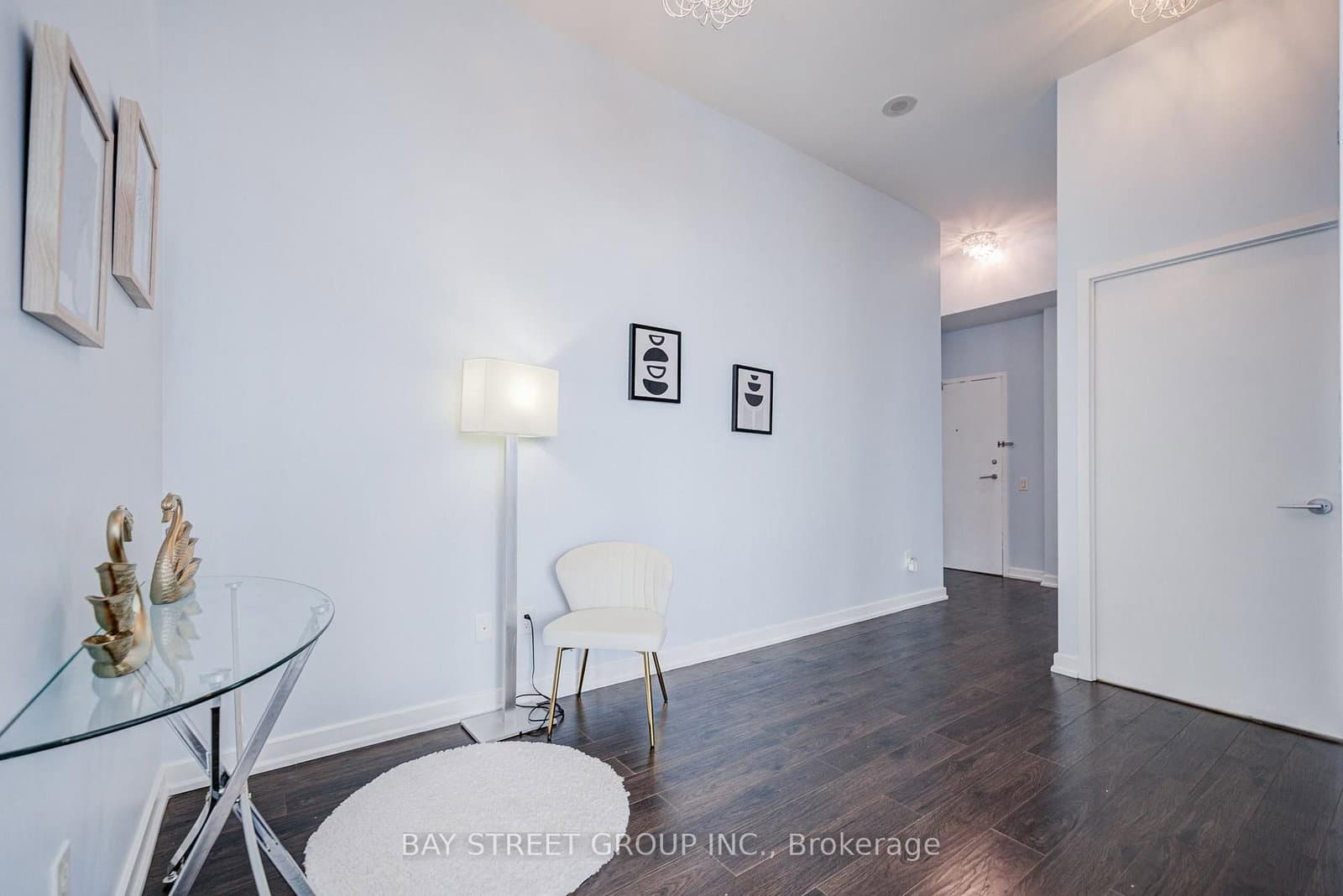 33 Singer Court, Unit Ph02 thumbnail 4