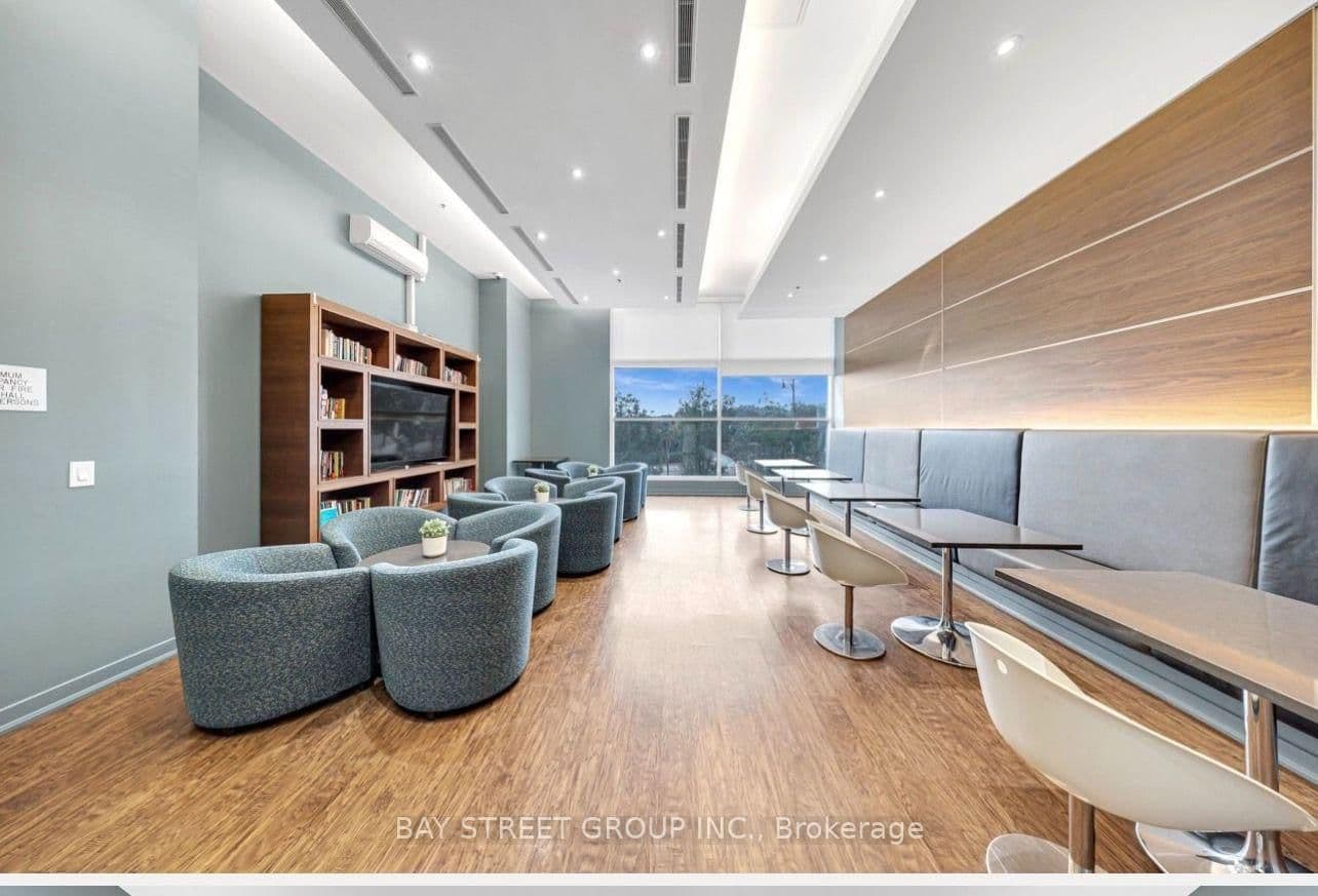 33 Singer Court, Unit Ph02 thumbnail 46