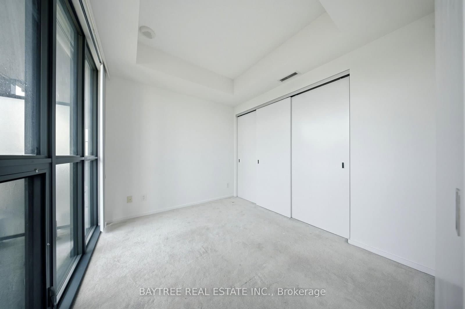 101 Charles Street E, Unit 1210 thumbnail 9