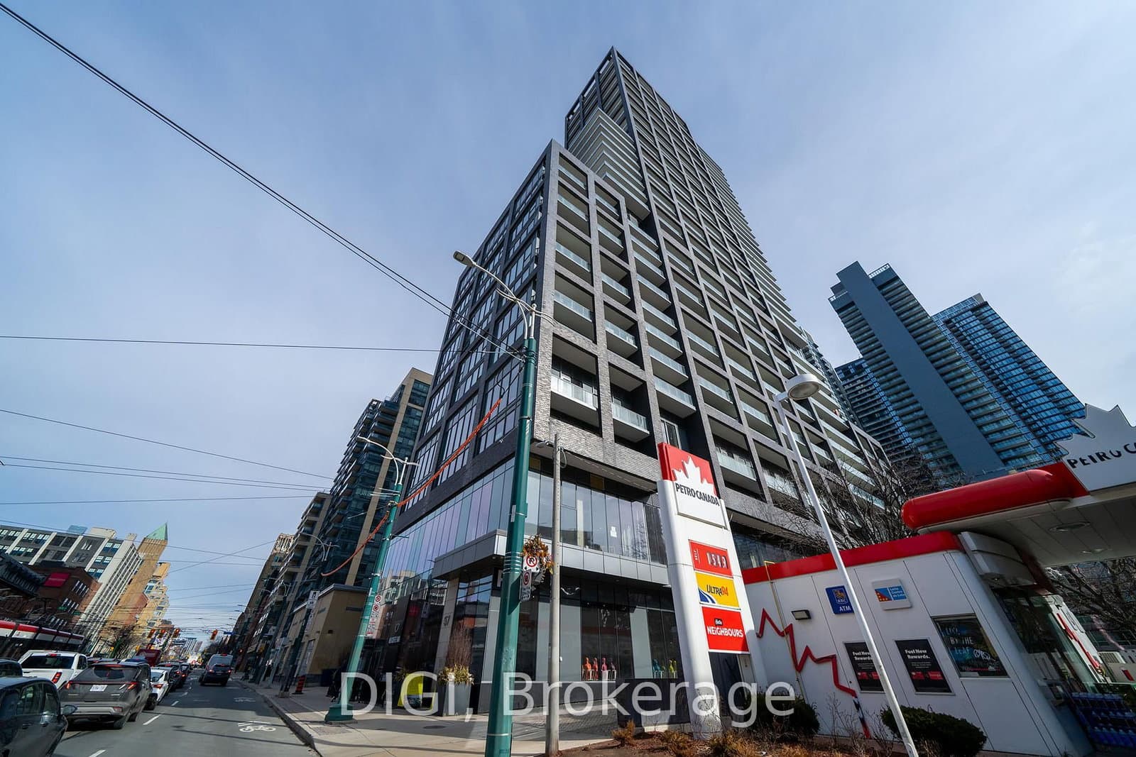 57 Spadina Avenue, Unit 2004 thumbnail 31