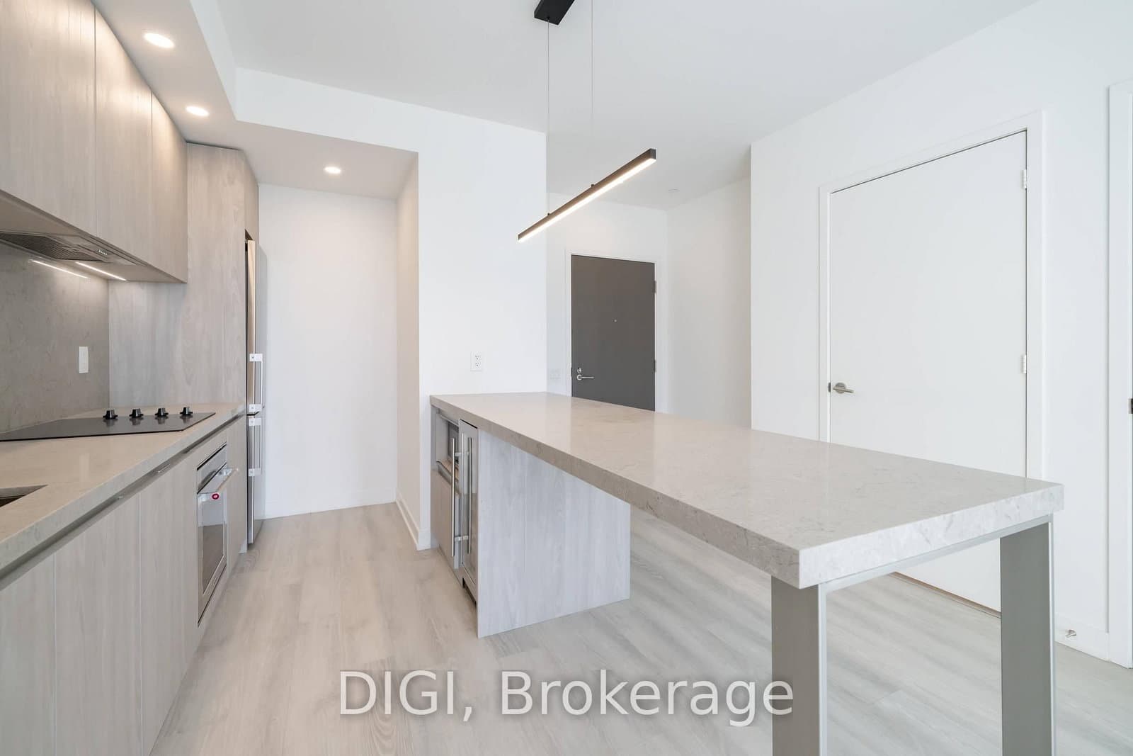 57 Spadina Avenue, Unit 2004 thumbnail 5