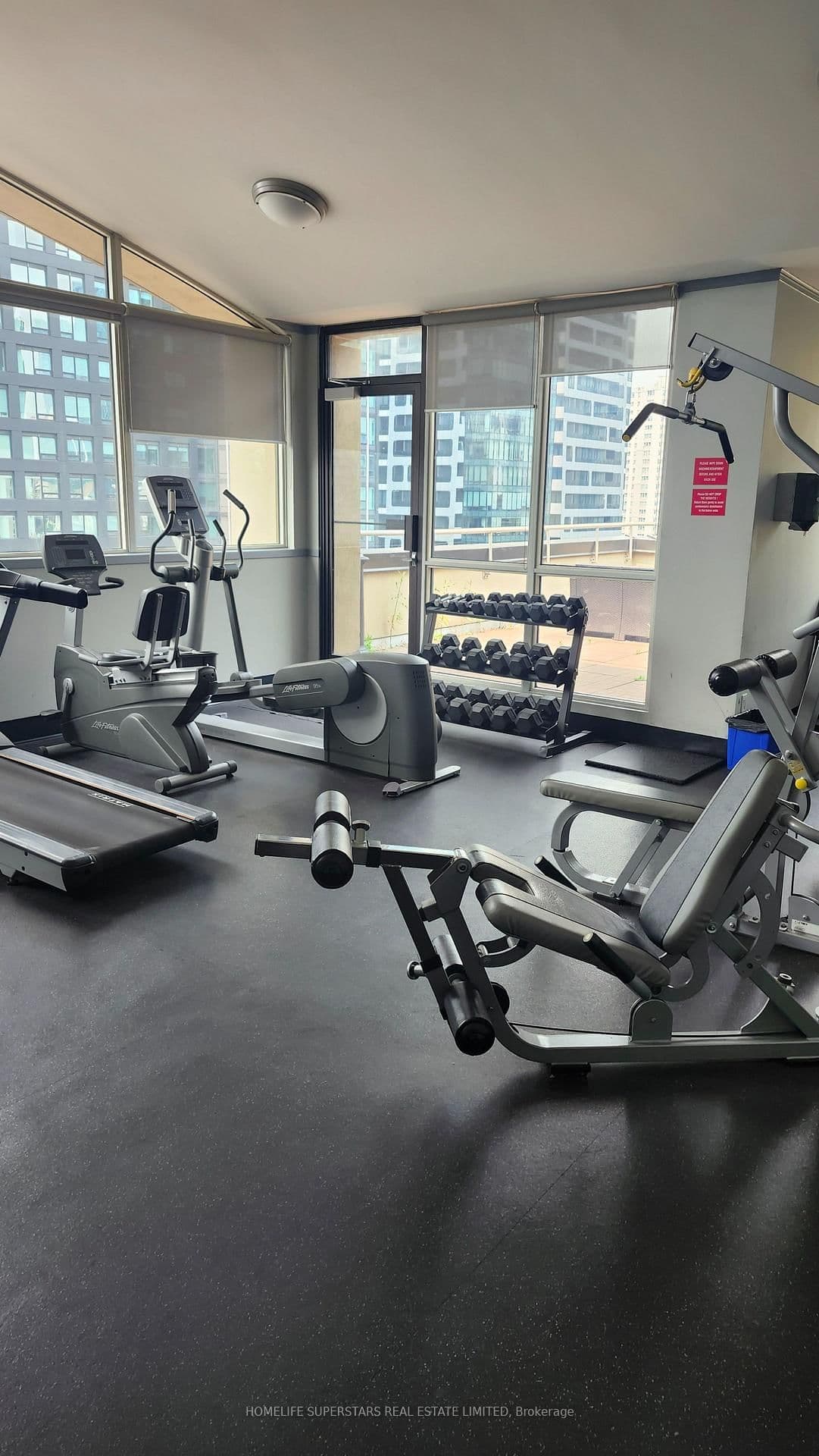 555 Yonge Street, Unit 301 thumbnail 8