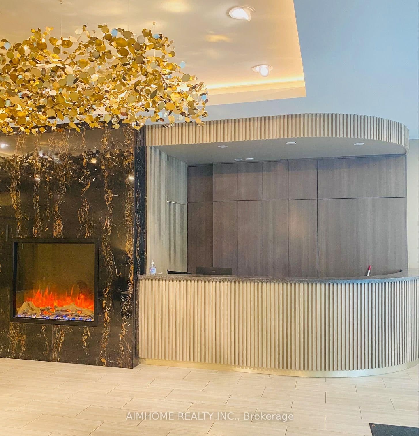 263 Wellington Street W, Unit 1206 thumbnail 3