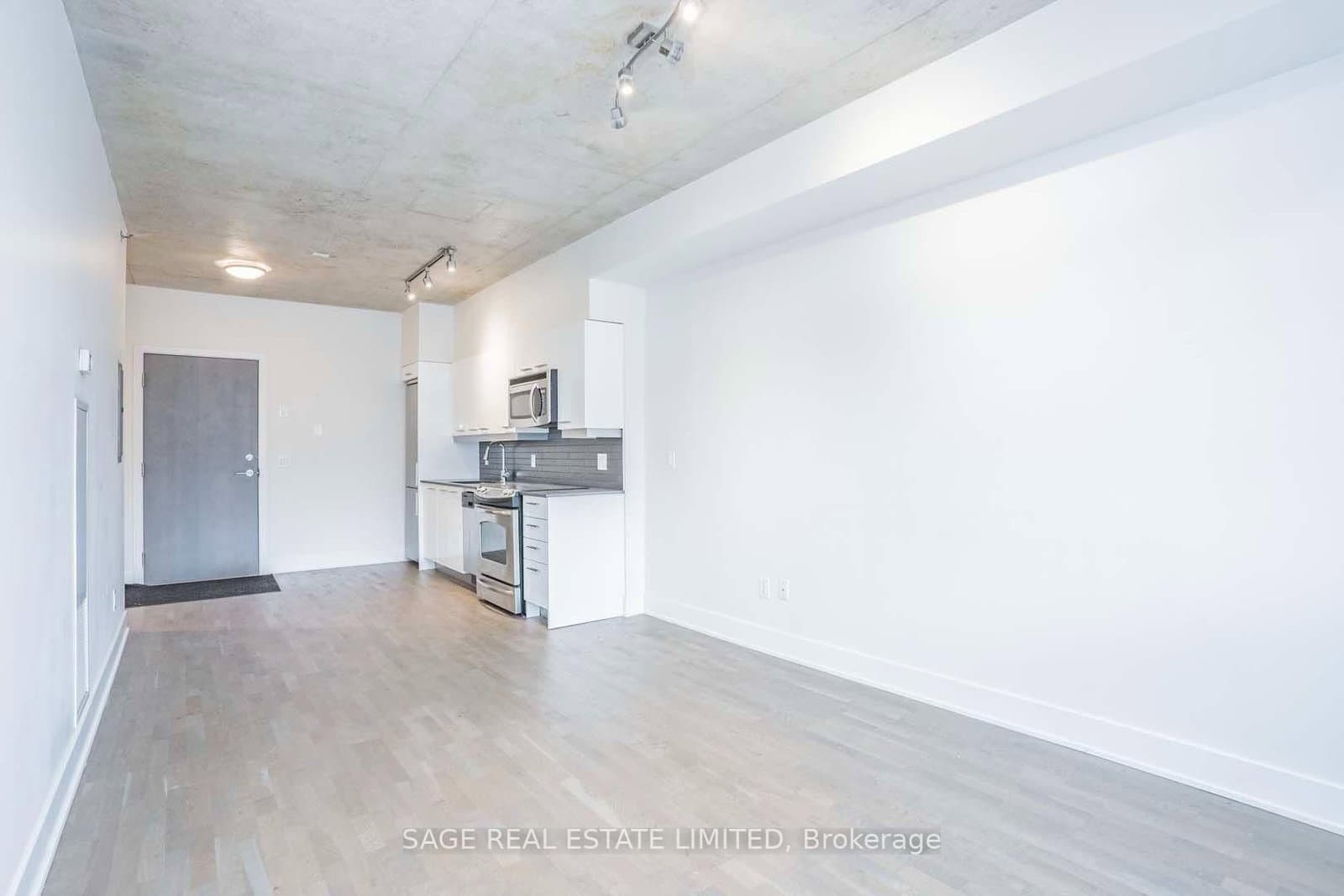 90 Trinity Street, Unit 305 thumbnail 7