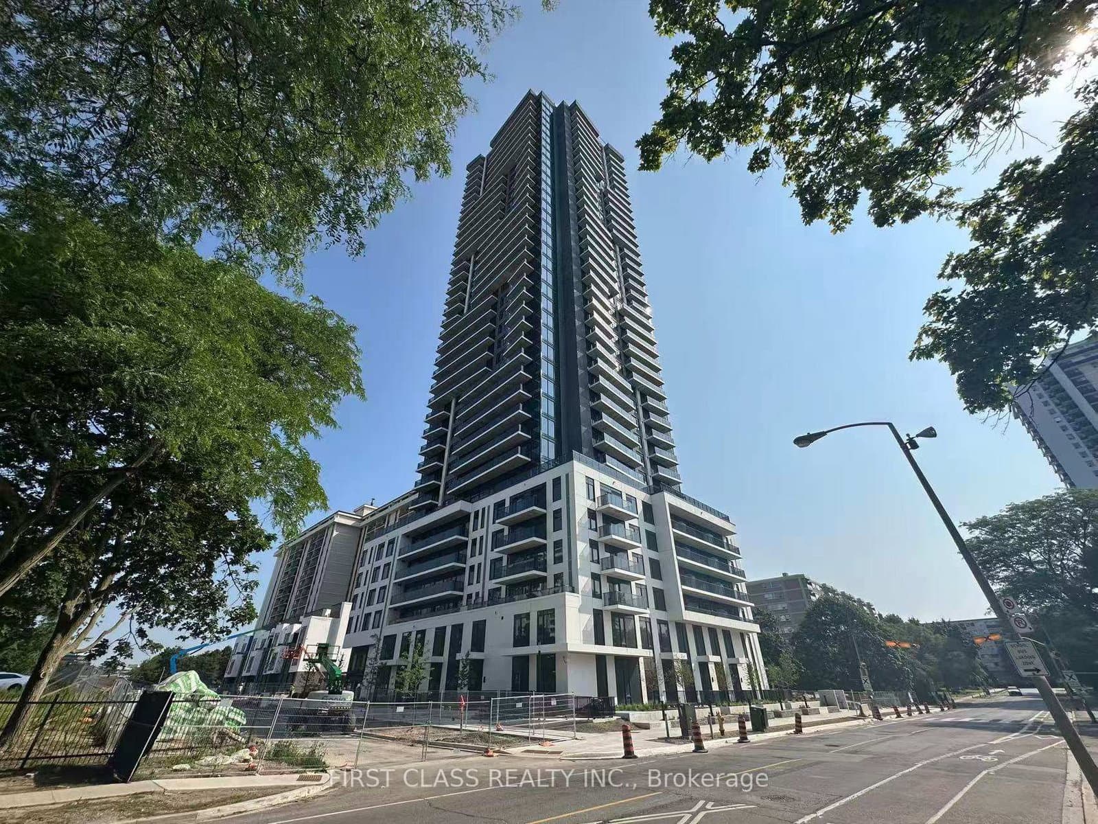 15 David Salomon Drive, Unit 703 - Image 1
