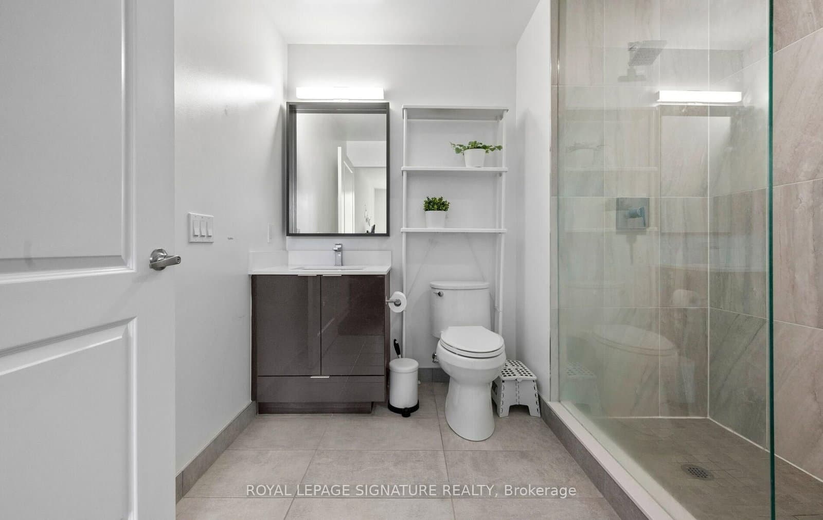 543 Richmond Street W, Unit 427 thumbnail 14