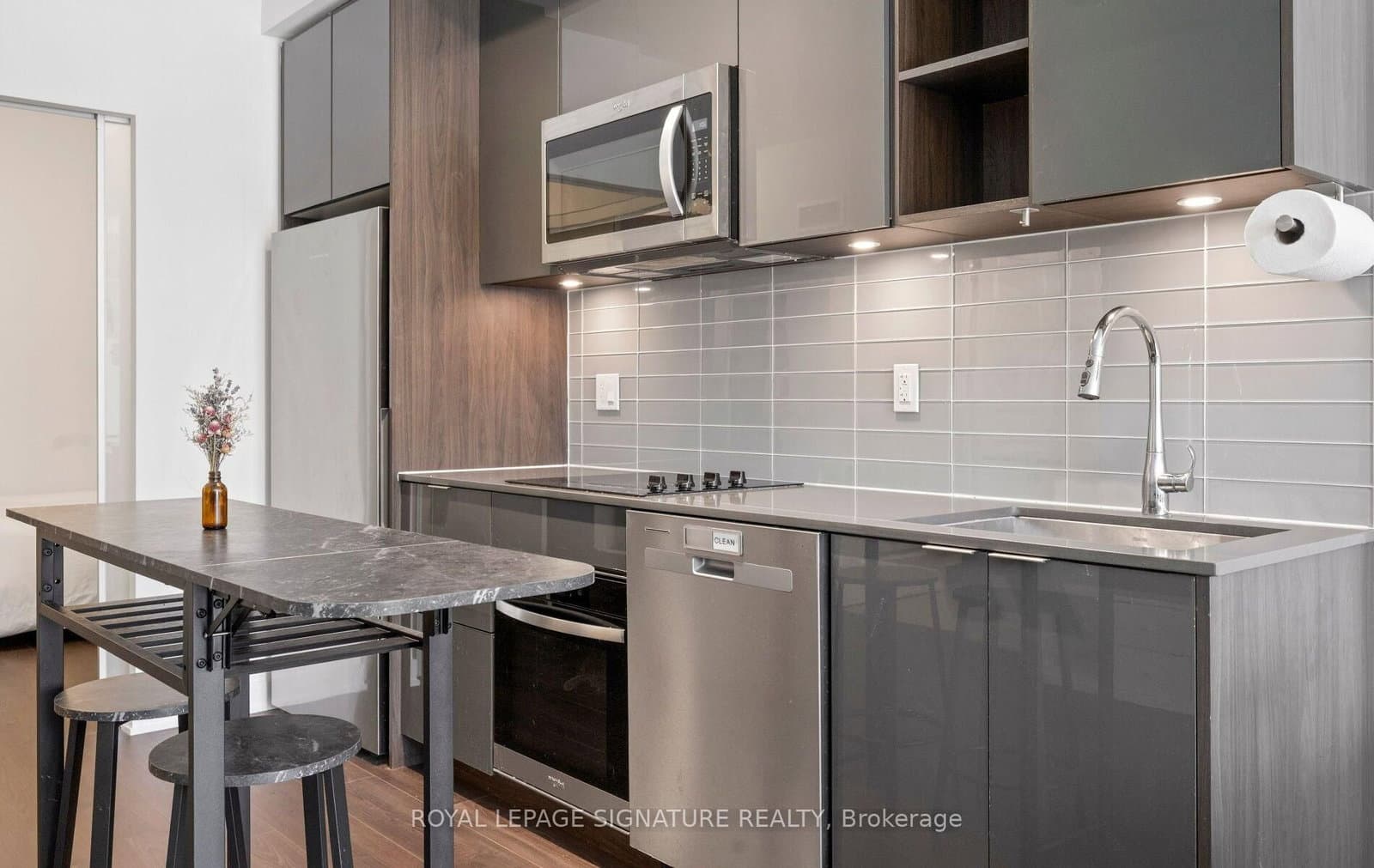 543 Richmond Street W, Unit 427 thumbnail 5