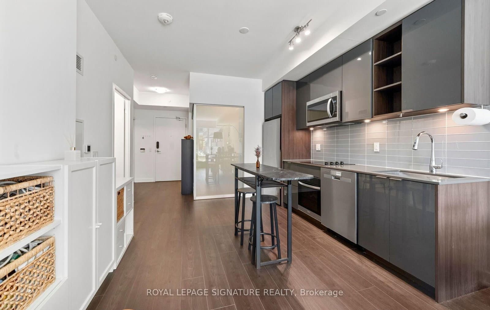 543 Richmond Street W, Unit 427 thumbnail 6