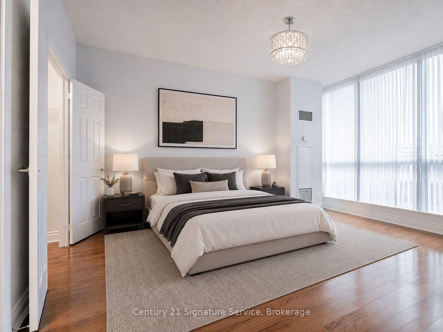 250 Wellington Street W, Unit PH36 thumbnail 15