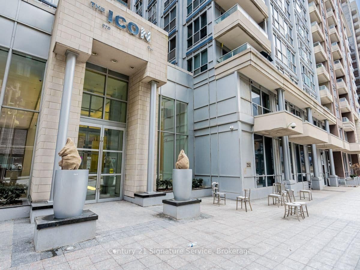 250 Wellington Street W, Unit PH36 thumbnail 2