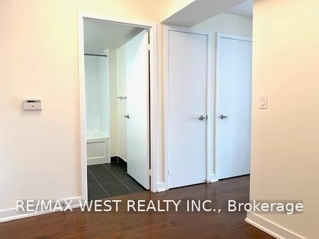 320 Richmond Street E, Unit 1107 thumbnail 11