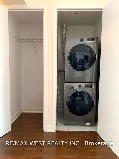 320 Richmond Street E, Unit 1107 thumbnail 14