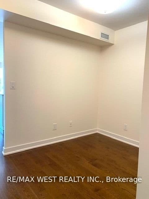 320 Richmond Street E, Unit 1107 thumbnail 16