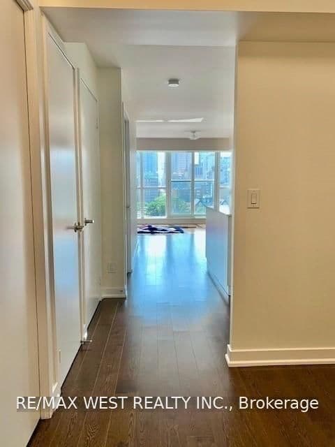320 Richmond Street E, Unit 1107 thumbnail 3