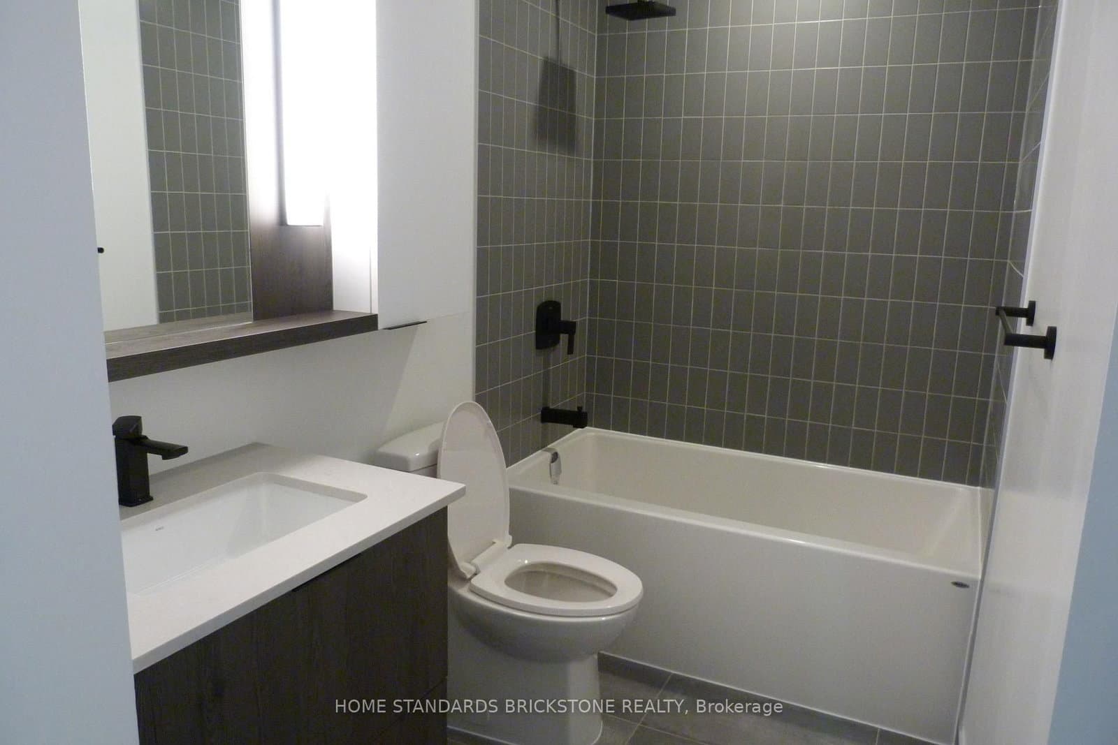 5 Defries Street, Unit 2707 thumbnail 14