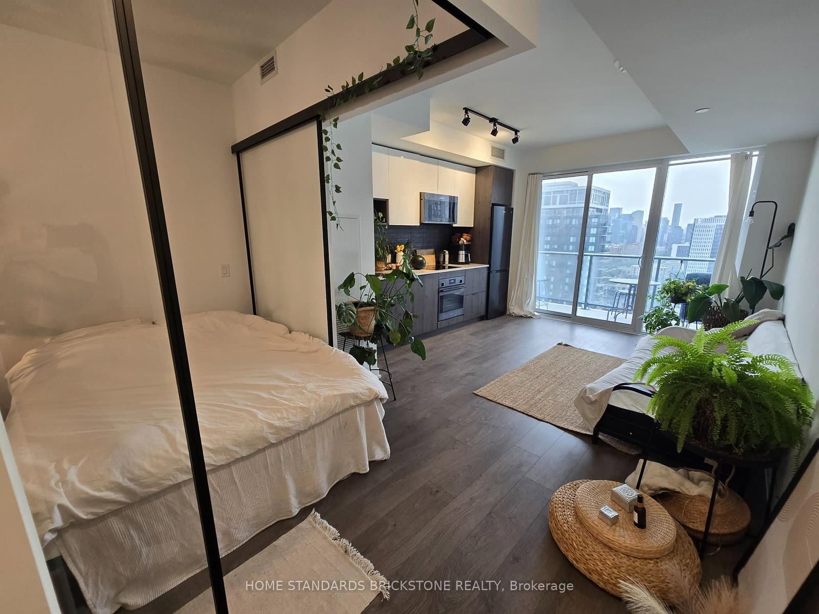 5 Defries Street, Unit 2707 thumbnail 4