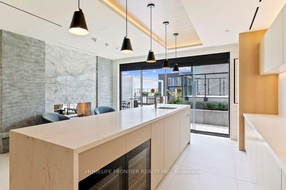 5 Defries Street, Unit 305 thumbnail 14